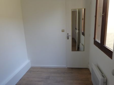 Appartement RUE DE CHATIVESLE - Photo 5