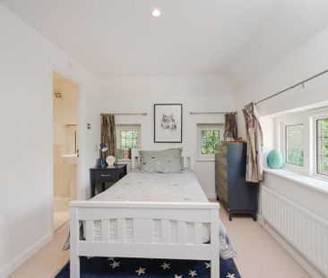 5 bedroom detached house to rent - Photo 6