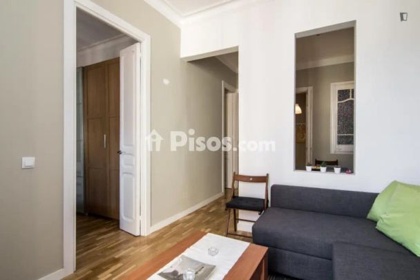 Piso en alquiler en La Sagrada Família - Photo 1