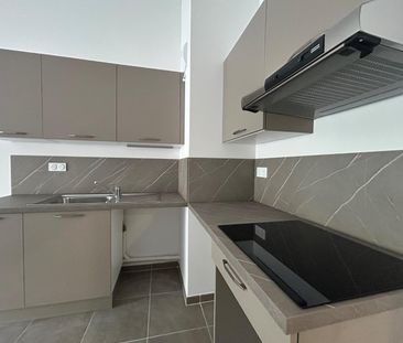 location Appartement T2 DE 46.37m² À OLLIOULES - Photo 4