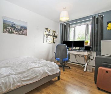 2 bedroom semi-detached house to rent - Photo 2