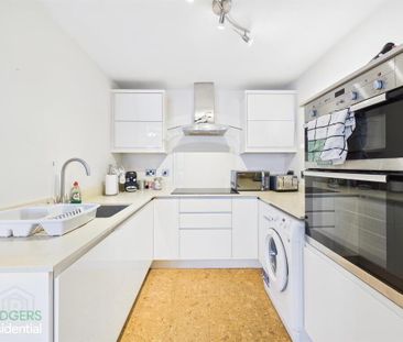 Apt 3, Byron Court, Kinnegar Road, Holywood, BT18 9JN - Photo 6