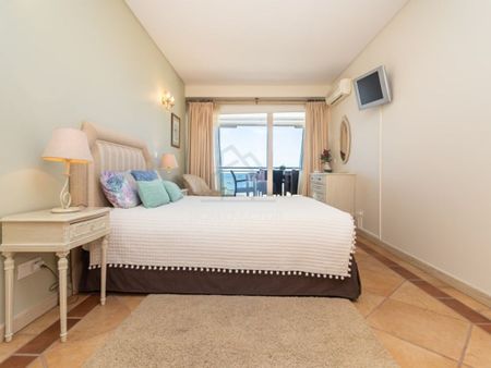 2 room luxury Flat for rent in Sesimbra, Portugal - Photo 2