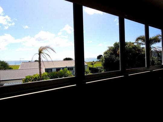 Family Fun on Corokia - Photo 1