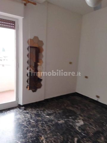 Quadrilocale buono stato, quarto piano, Centro, Poggibonsi - Photo 2