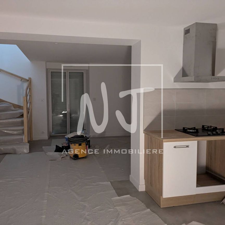 APPARTEMENT A LOUER TRELAZE 49800 TYPE 3 EN DUPLEX AVEC JARDIN - Photo 1