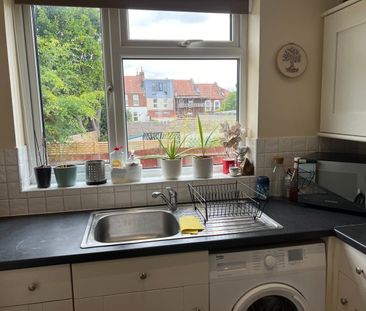 2 Bed Flat, Selborne Road, BS7 - Photo 6