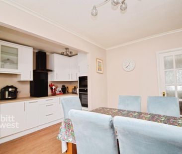 3 bedroom terraced house to rent - Photo 6