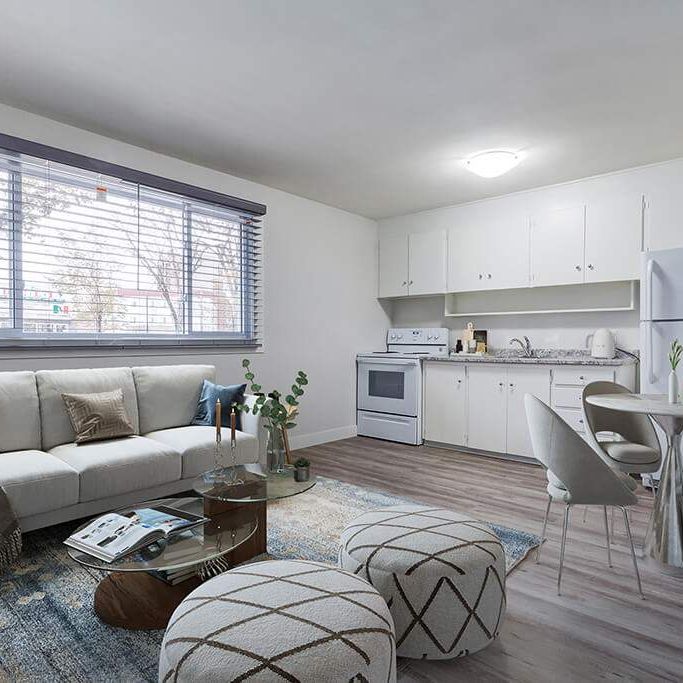 Renovated Suite - 1 Bedroom - Photo 1