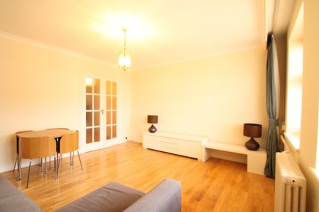New College Court, Finchley Road, NW3, London - Photo 4