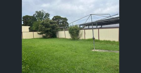 3 Bedroom Family Home - Photo 2