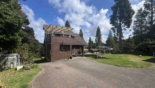 198 Albany Heights Road - Photo 1