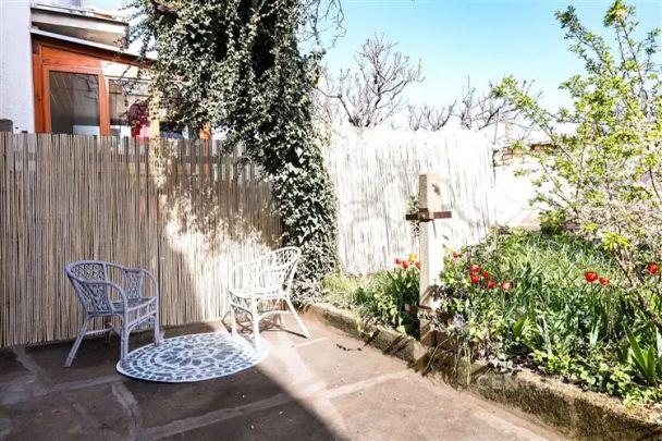 BYT 2+1 K PRONÁJMU, HÁLKOVA, ZNOJMO - Photo 1