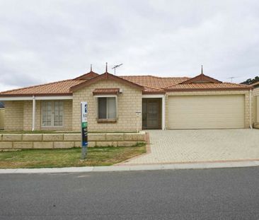 🏡 Spacious 3x2 Family Home for Rent! - Photo 4