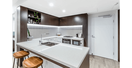 BREAK LEASE – FULLY FURNISHED 2 BEDROOM APARTMENT IN SOUTH BRISBANE - Photo 4