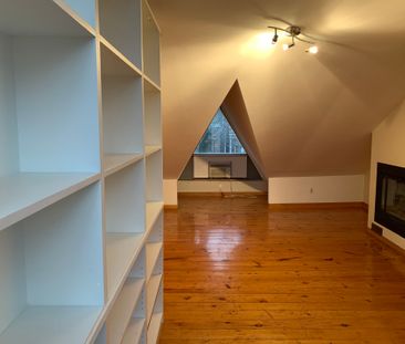 For Lease - 339 Lippincott Street, Toronto, Ontario - Photo 2