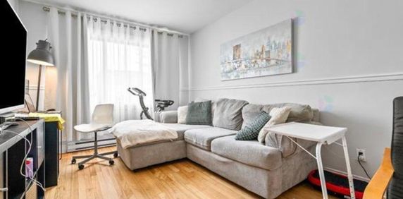 Grand 5 1/2 à louer pour le 1er juillet au 9310 avenue Bruchési à Montréal , Faites -vite! - Photo 2