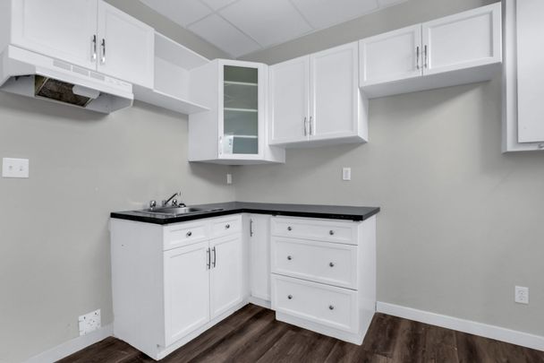 For Lease - 218 Hamilton Road Unit# 1, London East, Ontario - Photo 1