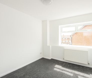 2 bedroom flat to rent, Available unfurnished from 14/10/2024 - Photo 5