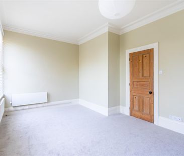 First Floor Flat, 45 Heslington Lane, Fulford - Photo 6