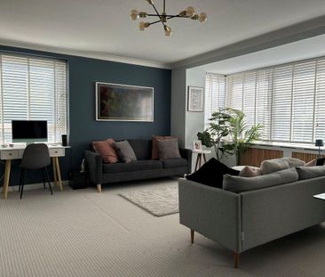 2 bedroom flat to rent - Photo 2