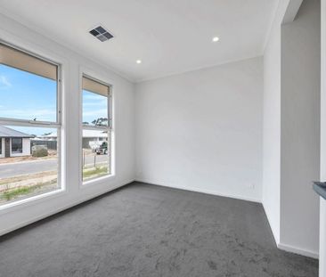 8 Mint Dr, Hayborough SA 5211 - House For Rent | Domain - Photo 3