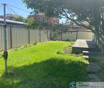 82 Royal Avenue, Springvale - Photo 5