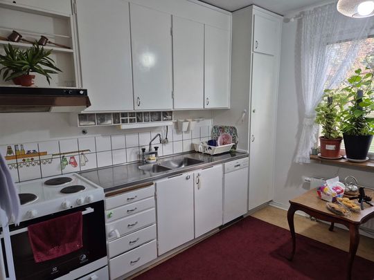 Fjärdhundragatan 47 A, 74562, Enköping - Photo 1