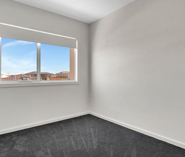 Brand New, Parkside Living - Photo 2