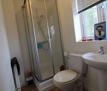 1 bedroom House for rent - Photo 2