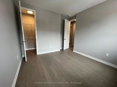 Condo Townhouse For Lease | W9250716 - Photo 4