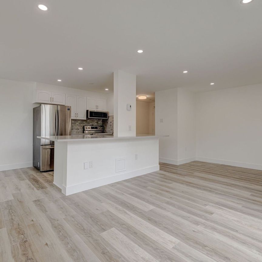 For Lease - 76 BASE LINE Road Unit# 301, London South, Ontario - Photo 1