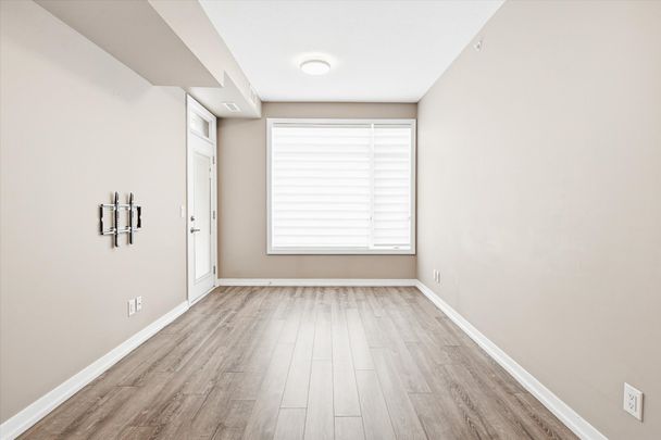 For Lease - 457 Plains Road Unit# 320, Burlington, Ontario - Photo 1