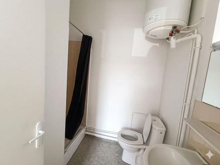 Location Appartement 1 pièce Meublé 23m² MONT DE MARSAN 40000 - Photo 4