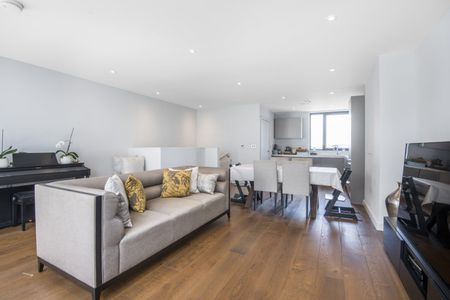 Hawthorne Crescent, Greenwich, SE10 - Photo 3