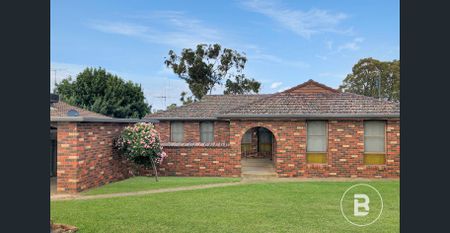 66 Sandhurst Road, California Gully, Vic 3556 - Photo 5