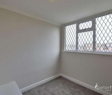 Wheatall Drive, Whitburn, Sunderland, SR6 - Photo 6