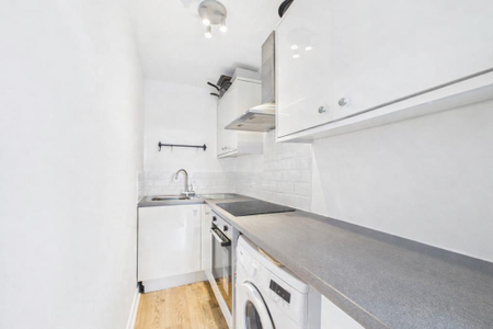 1 bedroom flat to rent - Photo 5