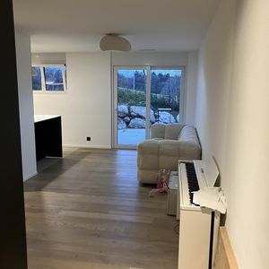 Charmant appartement de 2.5 pièces au Rez-de-Chaussée dans un immeuble neuf - Photo 2