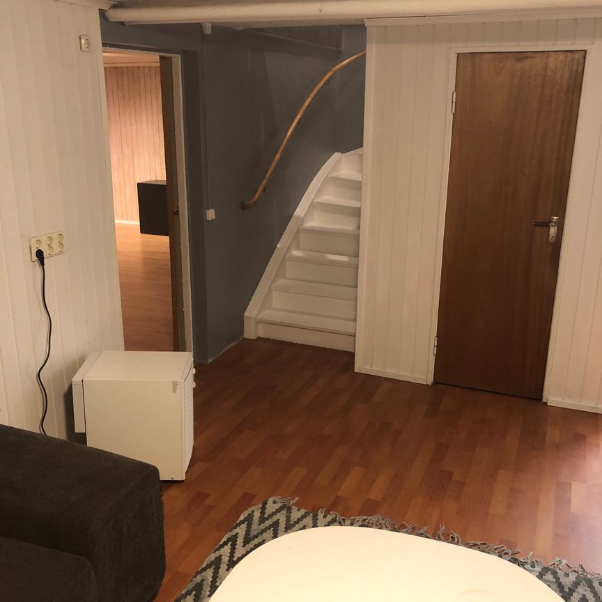 Fjädervägen, Vallda - Foto 1