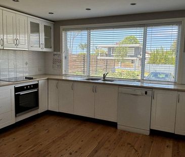 Top of the hill Catalina - Photo 5