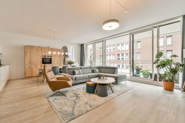 Appartement te huur: Peter Schatstraat 85 1082 MX Amsterdam - Photo 1