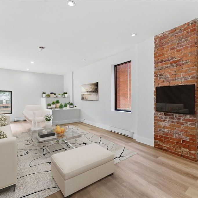 For Lease - 692 Richmond Street Unit# 2, Toronto, Ontario - Photo 1