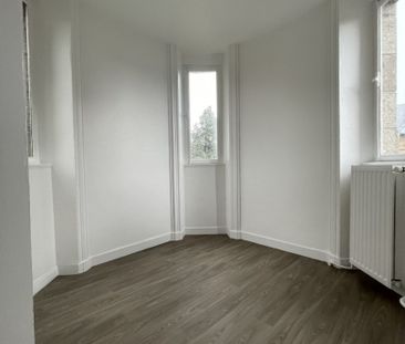 Appartement à FLERS 82.91 m² - Photo 2