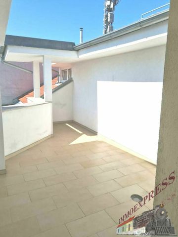 Sensationelles Angebot! Unbefristetes Terrassen-Juwel - 3 Zimmer plus Wohnküche (inklusive Heizkosten & WW € 1.495,-- monatlich. nur Strom extra zu zahlen)! - Photo 4