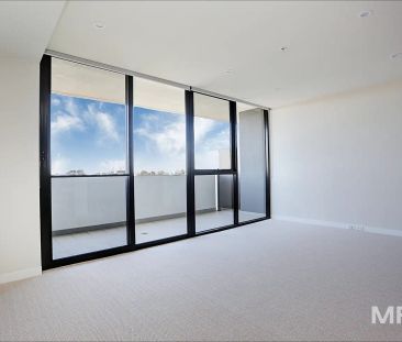 “Large and light filled apartment that really hits 'The Marque!'” - Photo 1