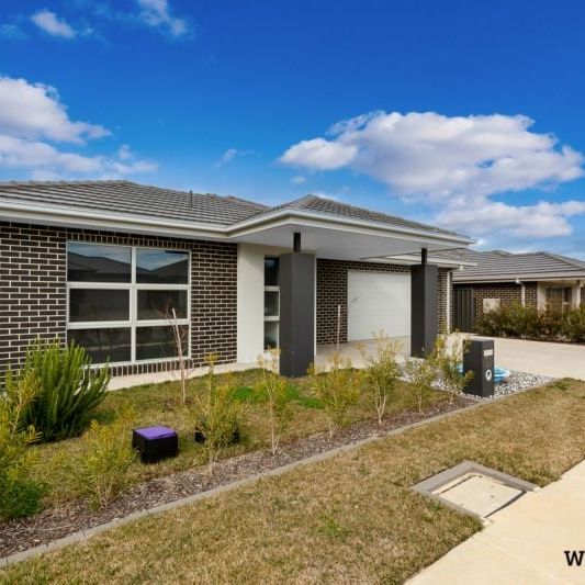 35 Carver Street, Googong - Photo 1