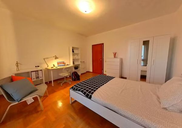 Via Vecchia, Padova, Veneto 35127