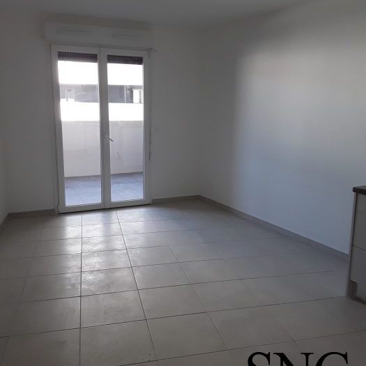 T2 AVEC BALCON ET PARKING EN SOUS SOL - Photo 1