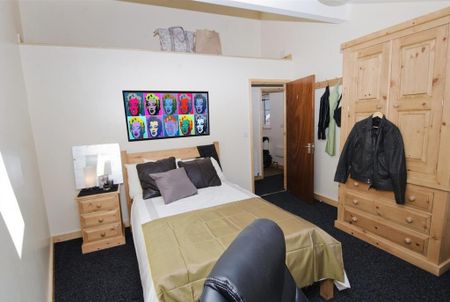 5 bedroom flat to rent - Photo 5